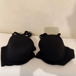 Victoria's Secret T-Shirt Bra with Gold Accent